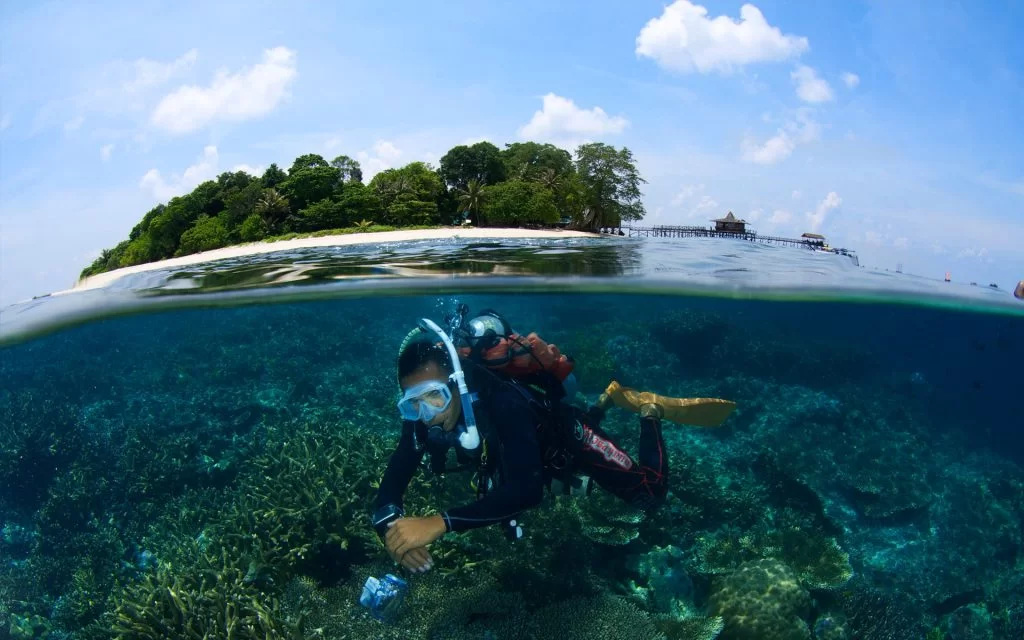 mengalum-island-sabah-tour-header-1024x640